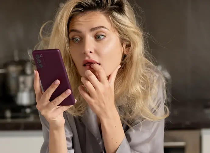 How to View WhatsApp Status Secretly?