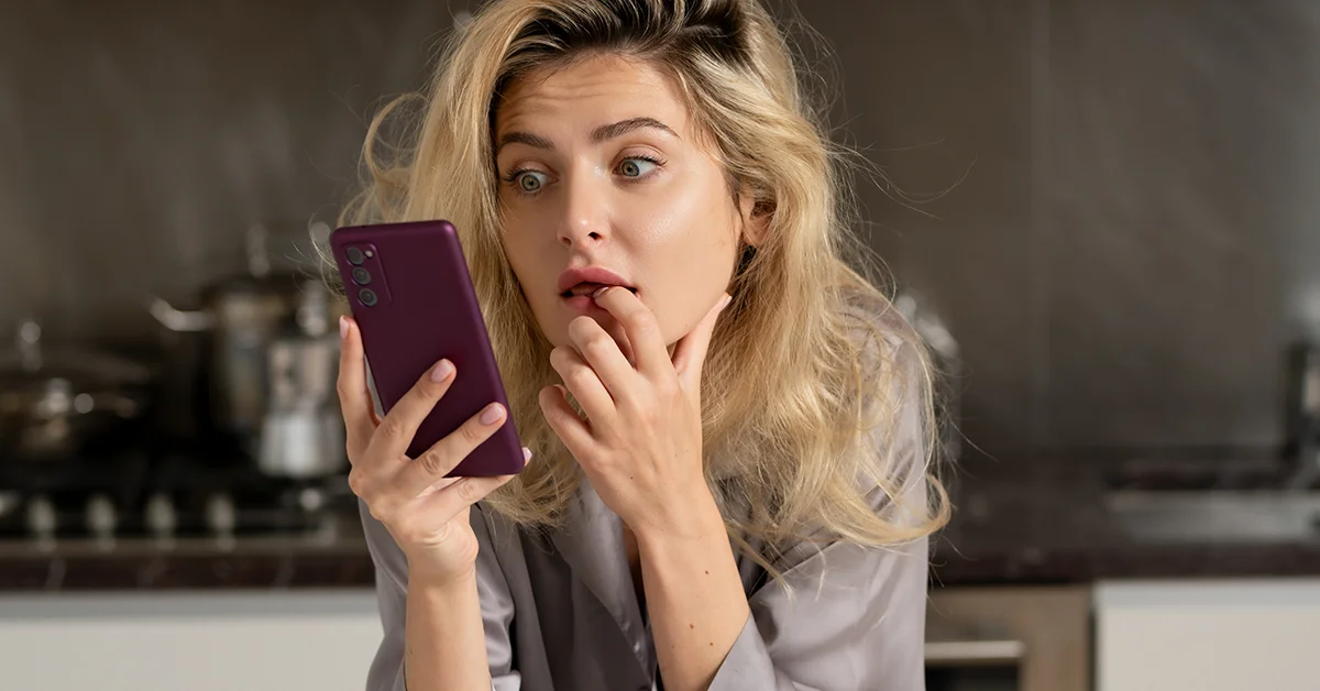How to View WhatsApp Status Secretly?